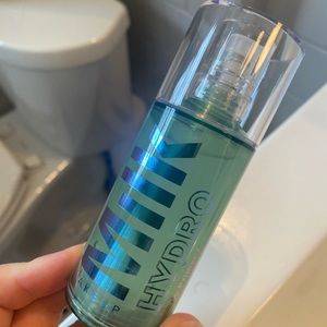 Milk hydro grip primer full size